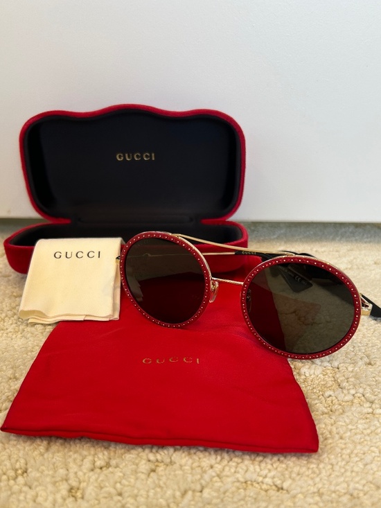 Gucci Round Sunglasses main image 9